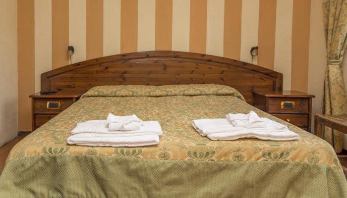 Hotel La Fontaine เซาเซดุลซ์ ภายนอก รูปภาพ